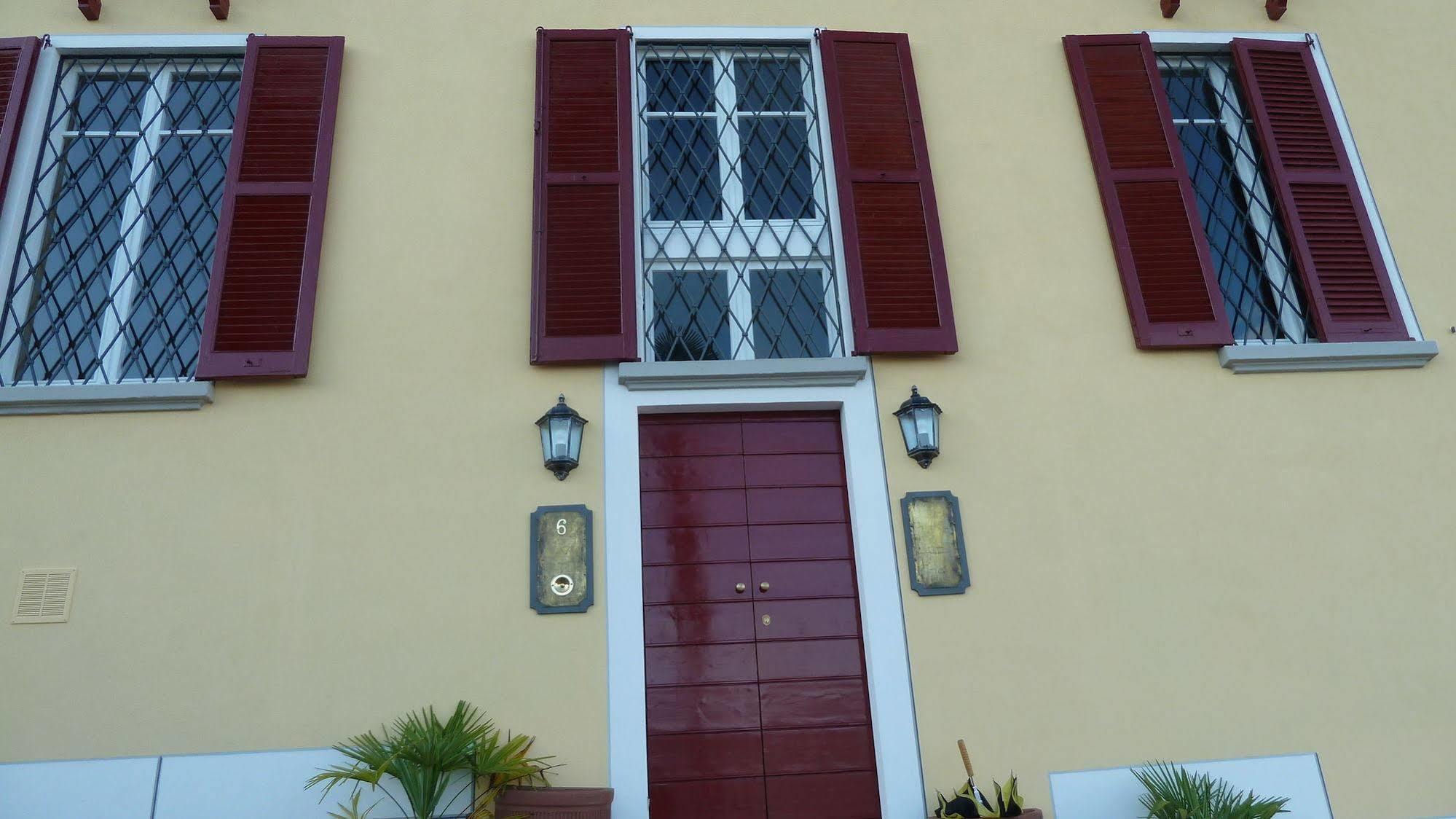 B&B Casa Forster Каннеро-Ривьера Экстерьер фото